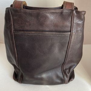 Vintage 100% Leather Shoulder Bag -Leather by Mann 🇨🇦